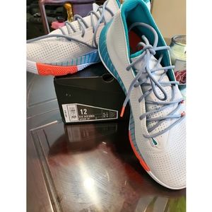 Men's shoes